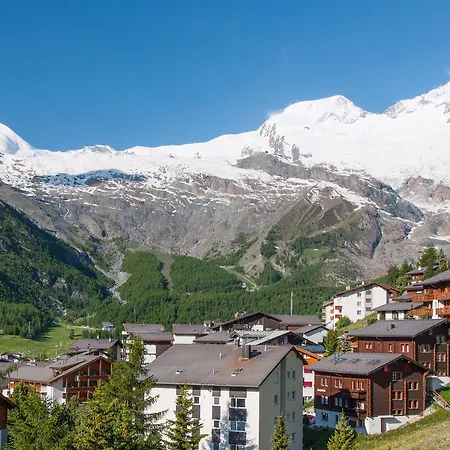 Chalet Alphubel 萨斯费